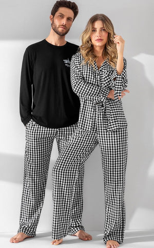 Pyjamas assortis pour hommes et femmes