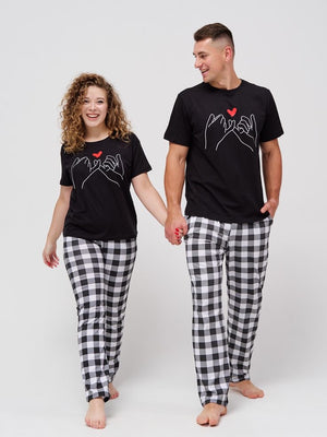 Pyjamas assortis pour hommes et femmes